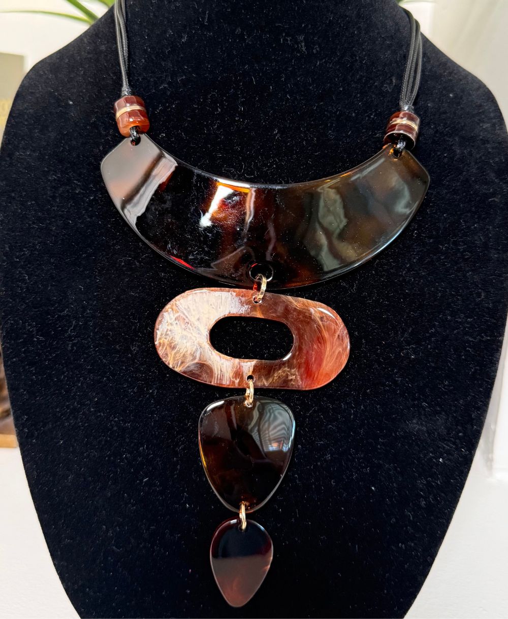 Tortoise Drop Collar Necklace