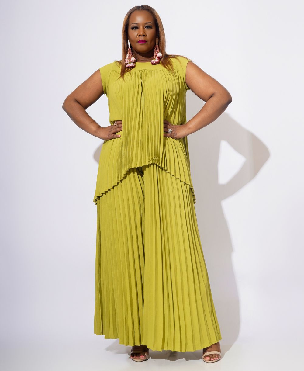 Wide-Leg Pleated Pant Set